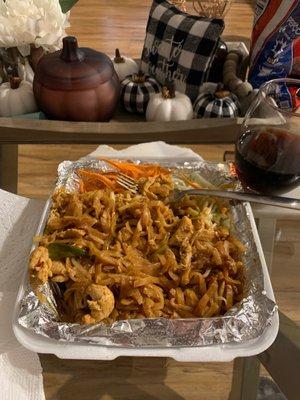 Chicken pad Thai (asked for spicy)