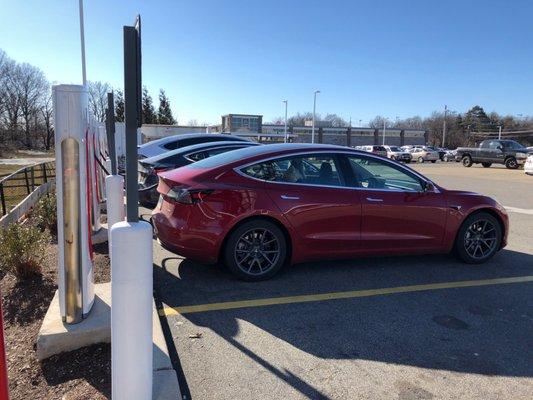 Tesla Supercharger - Woodbridge