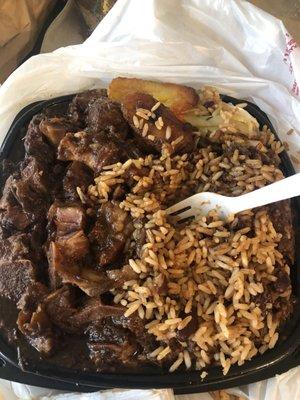 Large Oxtail, large potions and very delicious!