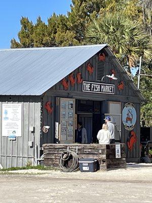 Shelly's Seafood & Fish Market