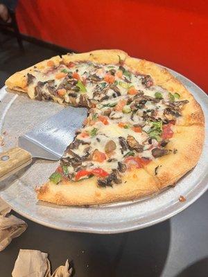 Small veggie pizza