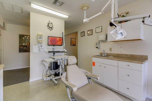 Waterside Dental Venice Island Patient Room