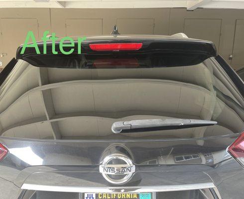 Completed rear windshield replacement