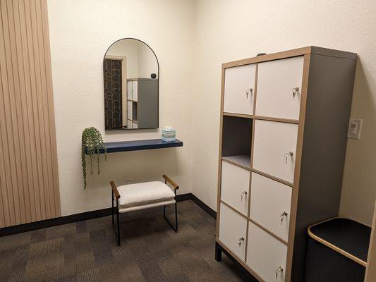 Women's Locker Room at Cedar & Magnolia Day Spa