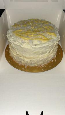 Pineapple coconut cake with pineapple curd