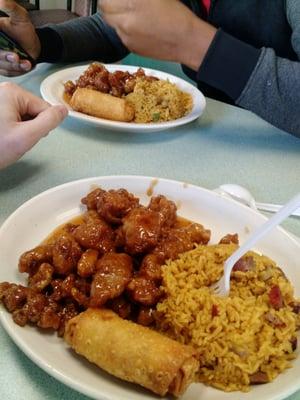 Two General Tsaos chicken