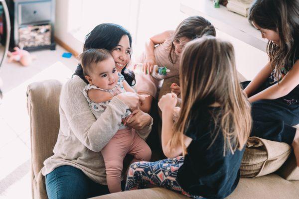 Family lifestyle session from Melissa Lindquist Photography.