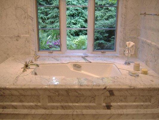 Statuary Bathtub