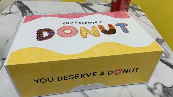 Donut box