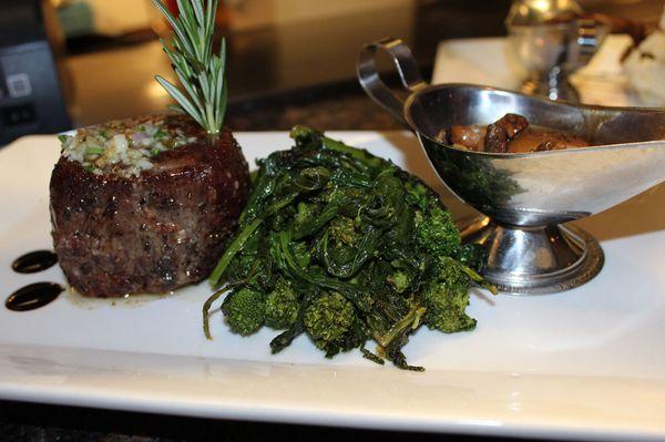 Filet with mushrooms and rapini