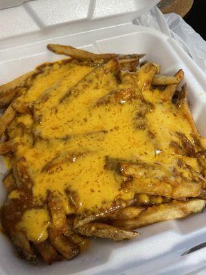 Chili Cheese Fries in a size small