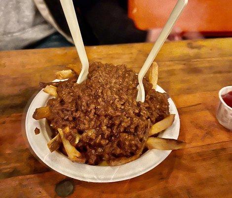 Chili fries