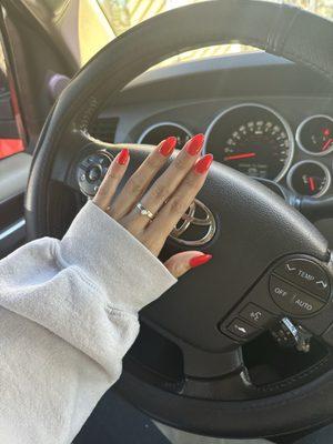 Red nails