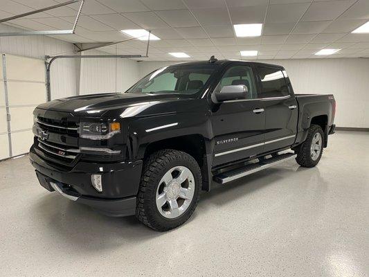 2017 Silverado crew cab 4x4. visit jkbautos.net