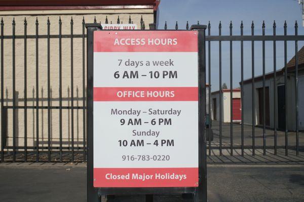 Roseville Self Storage Open 7-Days A Week