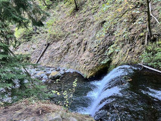 Wahkeena Loop - Dutchman Falls