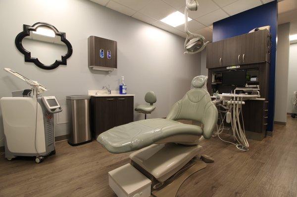 Clean, spacious treatment area with the latest dental technology