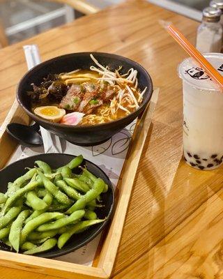 Edamame + Tonkatsu Ramen with Black Garlic Oil + boba  @phidingthefam