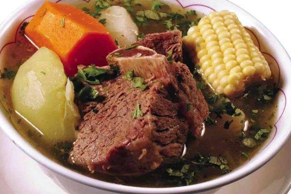 Caldo de Res