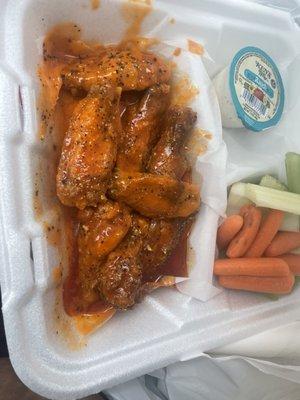 Hot w/ lemon pepper sprinkles wings only