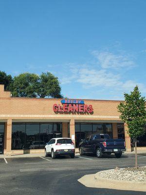 Dry Cleaners plus Alterations and Sewing. 9/10/2021