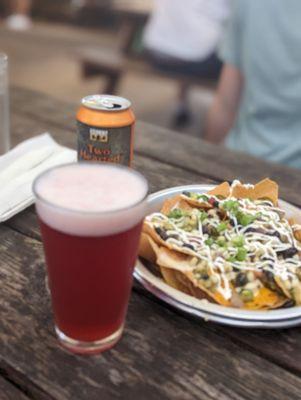 Nachos + beer!