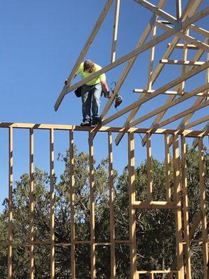 Sparky setting trusses