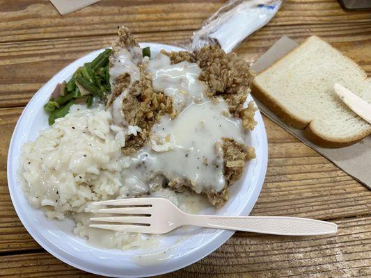 Chicken fried steak, rice, and green beans