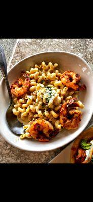 Mac & Cheese w/shrimp