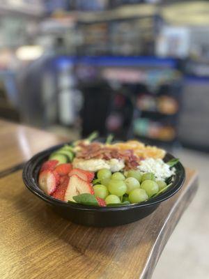 Fresh Berry & Spinach Salad