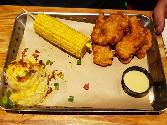 Original Fried Chicken Tenders woth corn and loaded mashed potatoes