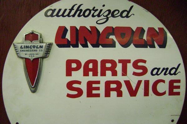 We repair and sell Lincoln Lube Equipment. Air operated Pumps, Hose Reels and Dispenser Guns