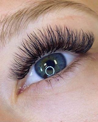 Glam Parlor Eyelash Extensions & Microblading