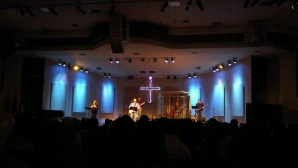 Riverlakes Community Church