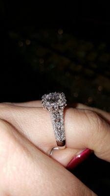 I just love the detail on this ring! Its absolutely gorgeous in any lighting.