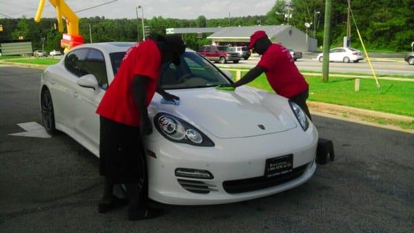 Lil Thelma's Hand Car Wash & Detail