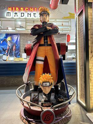 Naruto Statue