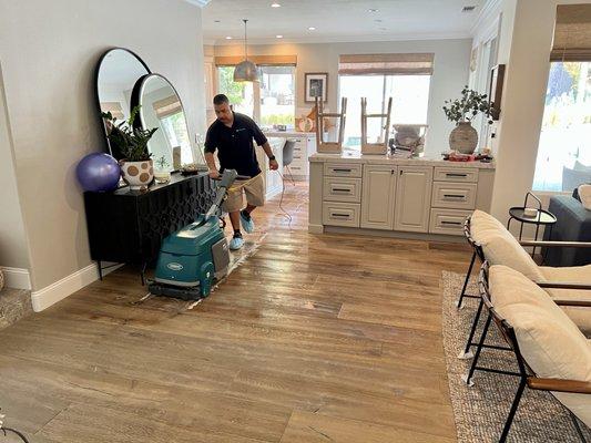 Hardwood Floor Cleaning