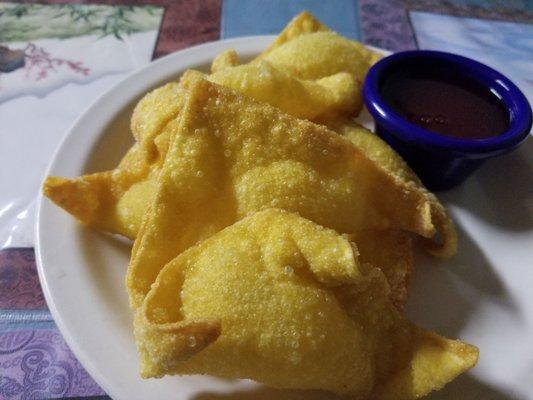 Cheese wonton