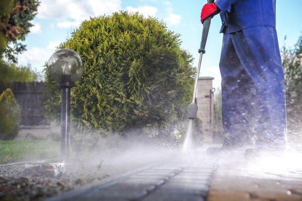 Super Soakers Power Washing