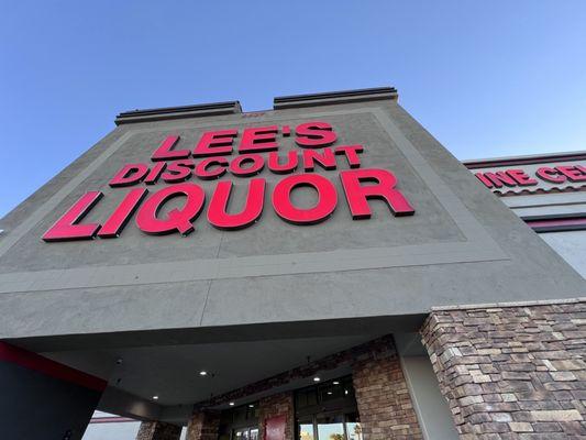 Lee's Discount Liquor