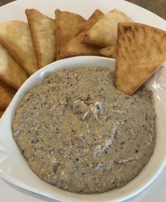 Black bean hummus