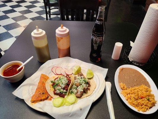 Zarape Tacos Y Gorditas