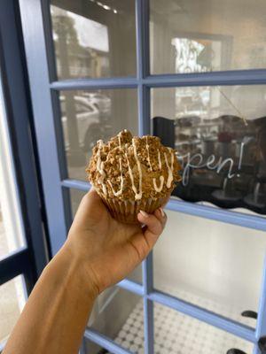 SEASONAL Apple Crisp Muffin (Cinnamon Muffin with Apples and Oat Streusel with Icing Drizzle)