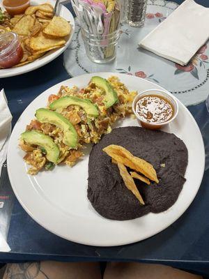 Migas with black beans