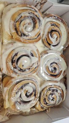 6 Piece Cinnabon