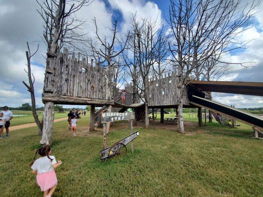 Tree Fort