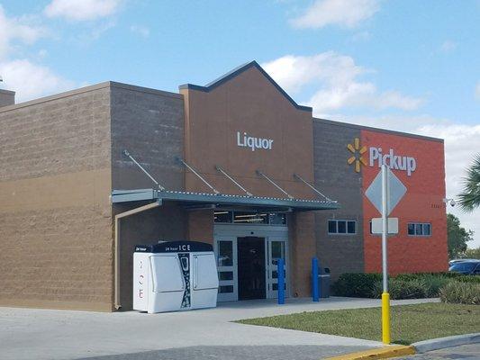 Pickup & liquor store