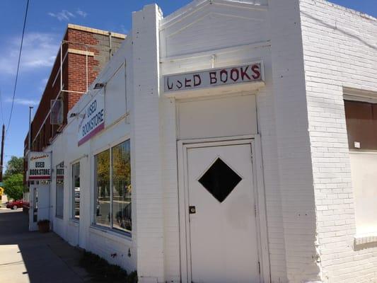 Colorado's Used Bookstore Storefront