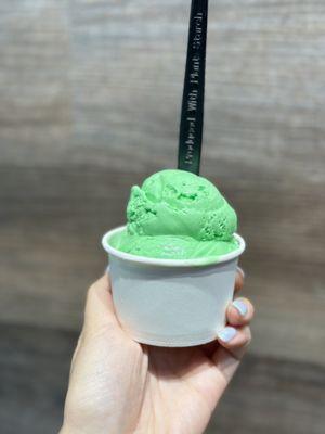 Pandan ice cream